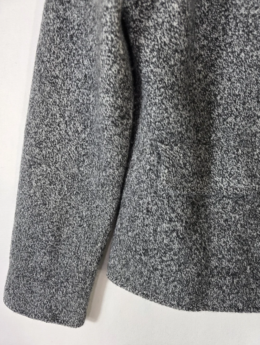 Zara 100% wool knit  Women's Marled Black-Gray  Cardigan with gold buttons - Picture 7 of 12